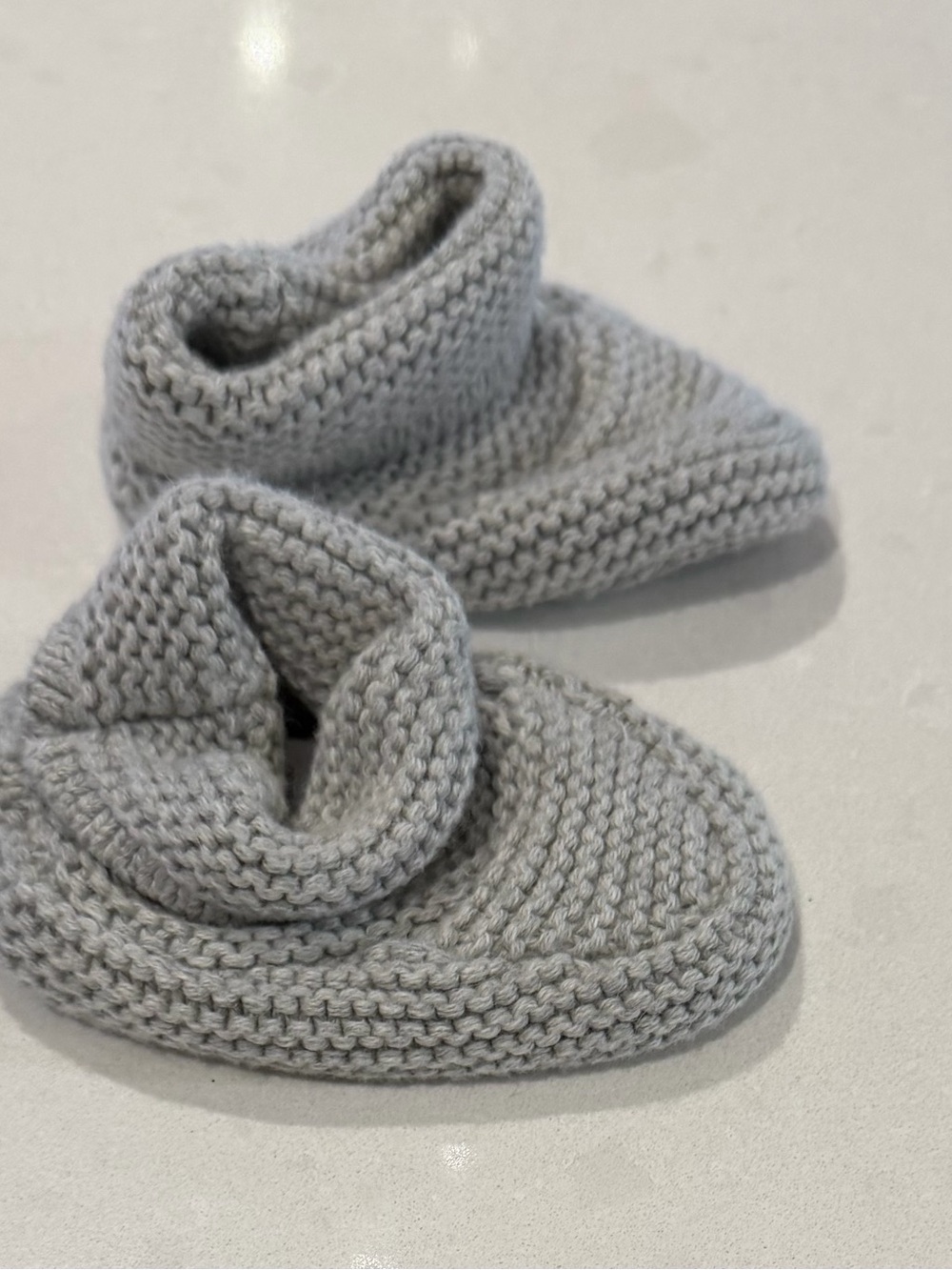 Baby gap 0-3’ Grey Knit Booties - Soft Baby Slippers